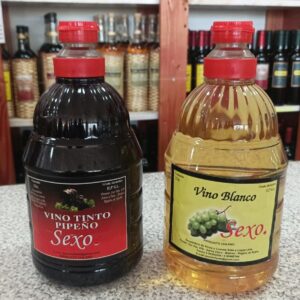 Vino pipeño Sexo, blanco o tinto, botella 750 cc.