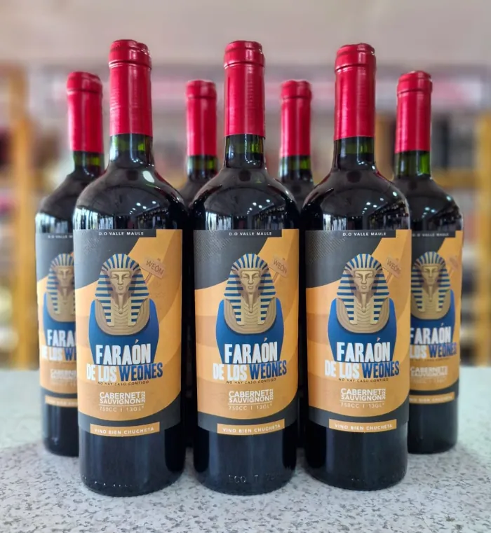 Vino Faraón de los Weones